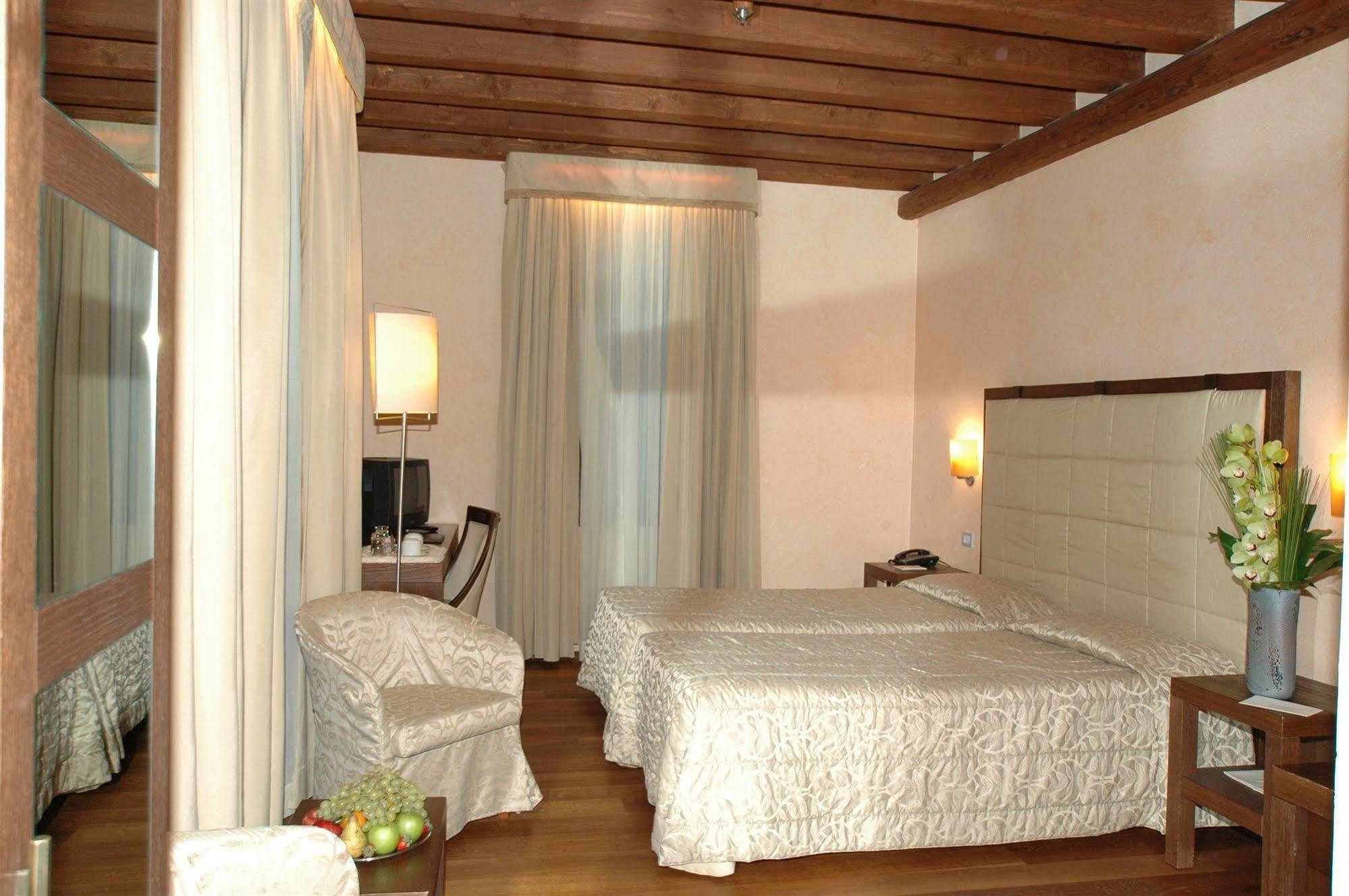 Palazzo Selvadego Hotel Venetië Buitenkant foto